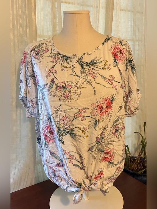 Buffalo David Bitton Tops - Buffalo David Bitton Floral Print Top Short Sleeve Blouse Casual‎ L NWT